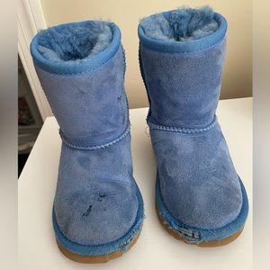 Toddler Uggs size 8